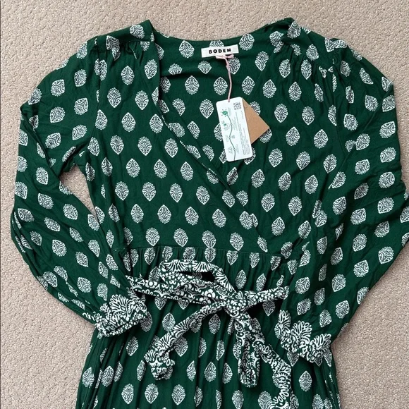 Boden Green and White Printed Maxi Dress - Picture 2 of 4